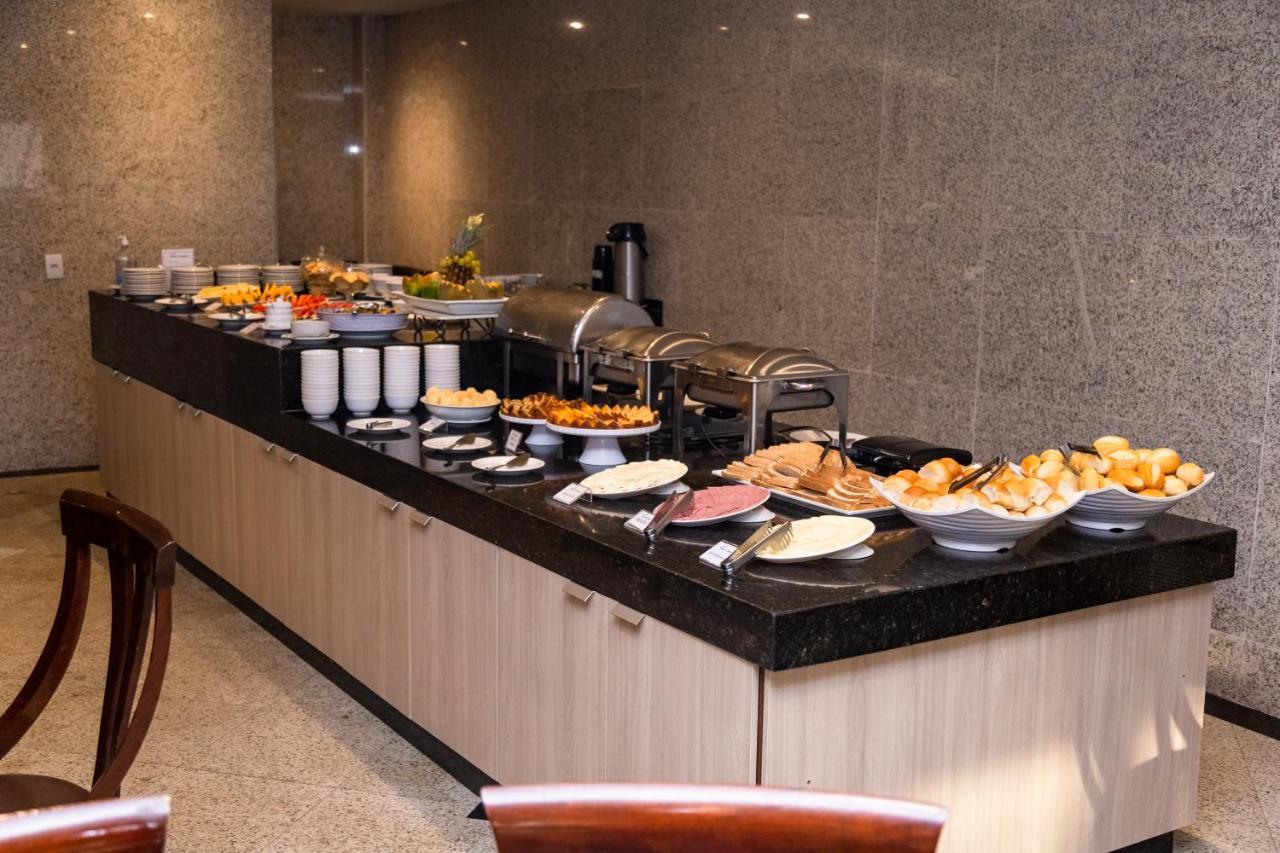 Plaza Praia Suites Fortaleza  Exteriör bild